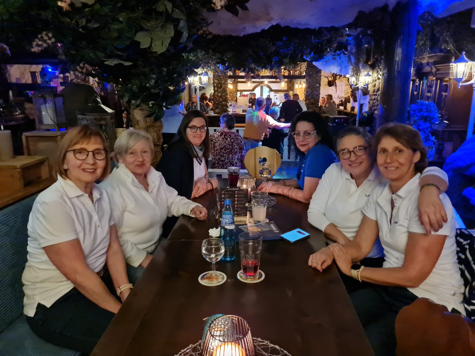 Moonlight Lounge - WhatsApp Image 2026-01-04 at 22.52.36 (1).jpeg